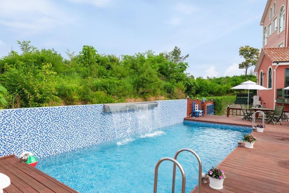 Gangneung Mirabell Spa Pension ภายนอก รูปภาพ